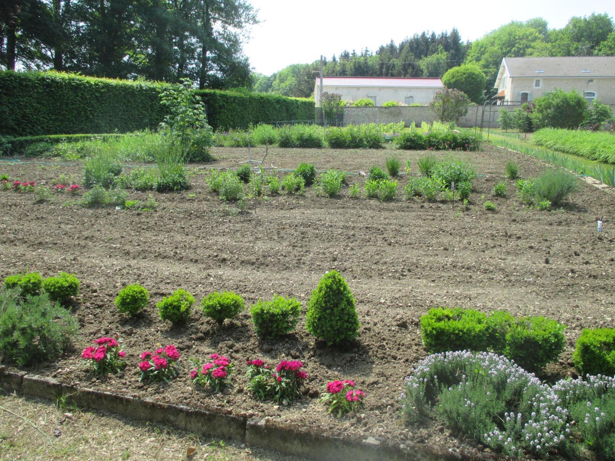 Chateau Des Monthairons Hotel Restaurant Gastromaison Spa Privatif Les Monthairons Exterior photo